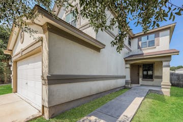 9750 Hawk Elm Converse, TX 78109